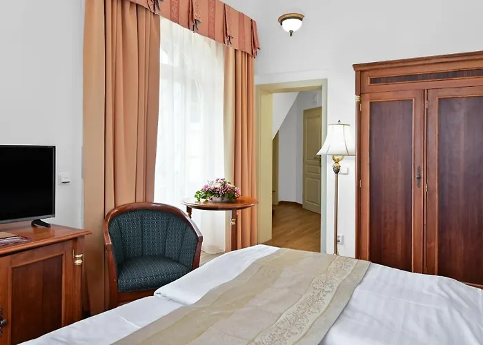 Continental Hotel