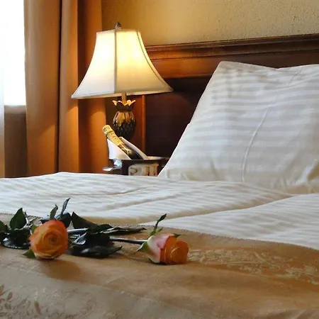 Ξενοδοχείο Continental 4*