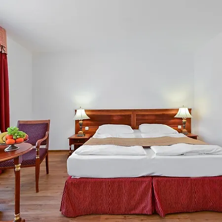 Continental 4*