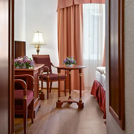 فندق Continental Mariánské Lázně