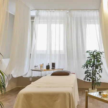 Continental 4*